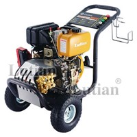 MÁY RỬA XE CHẠY DẦU DIESEL 10HP LUTIAN 18D35A